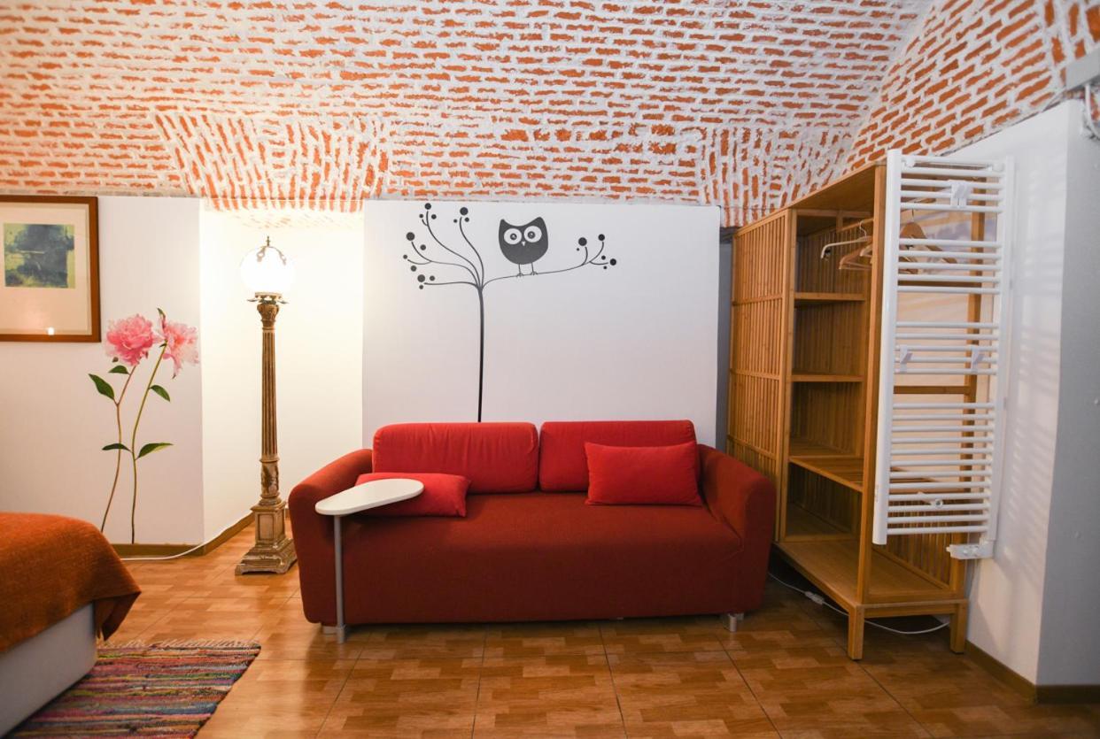 Encomienda Guest House Madrid Exterior photo