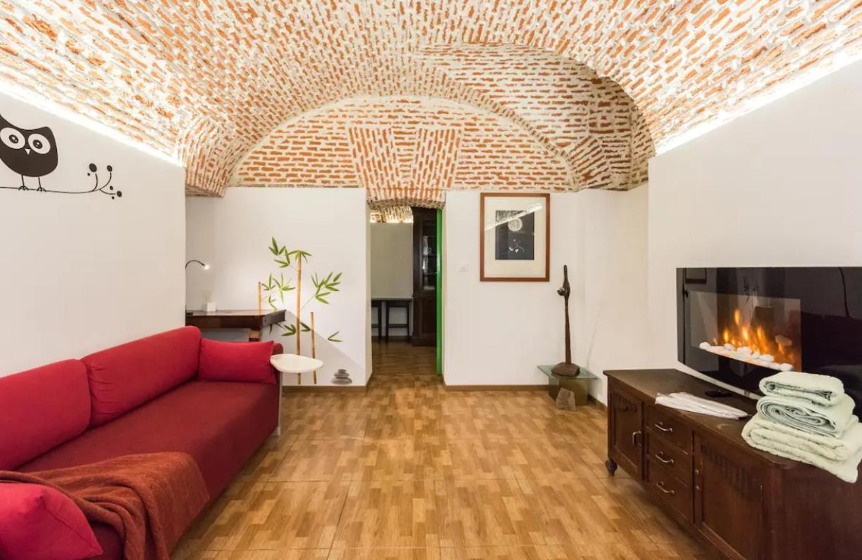 Encomienda Guest House Madrid Exterior photo