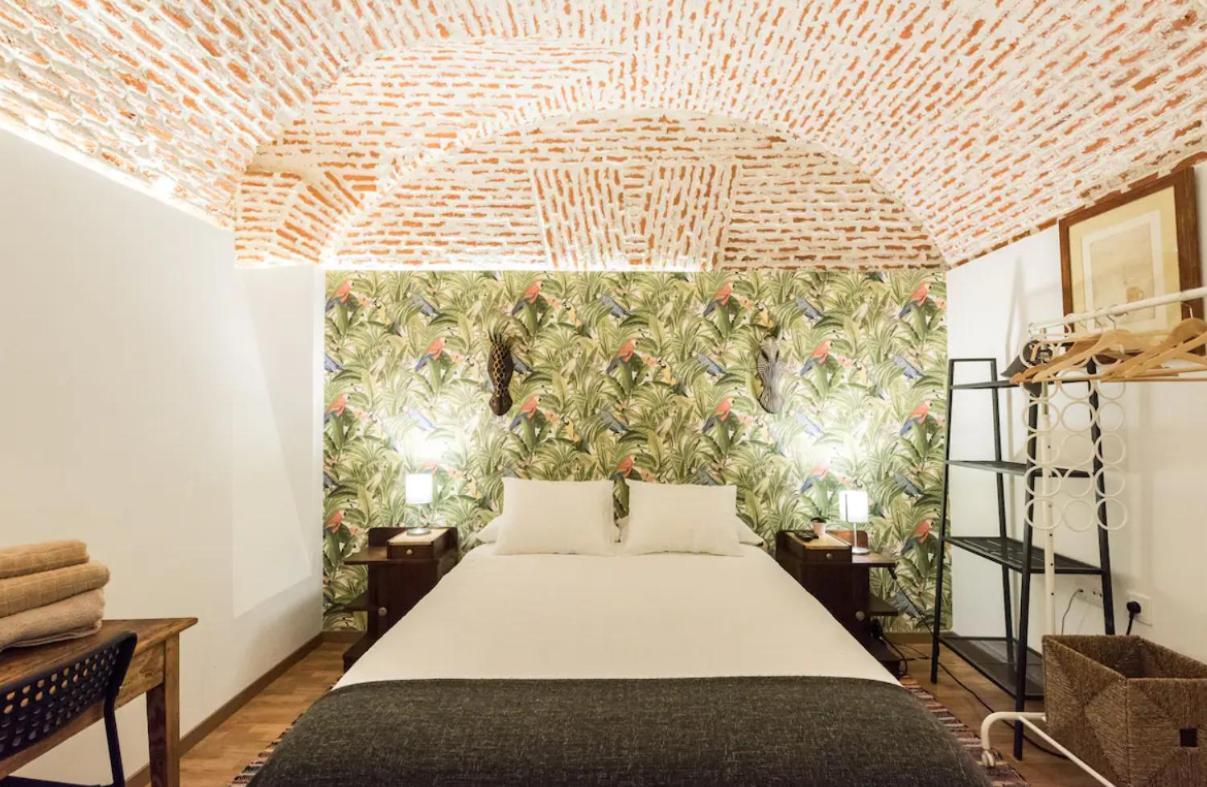 Encomienda Guest House Madrid Exterior photo