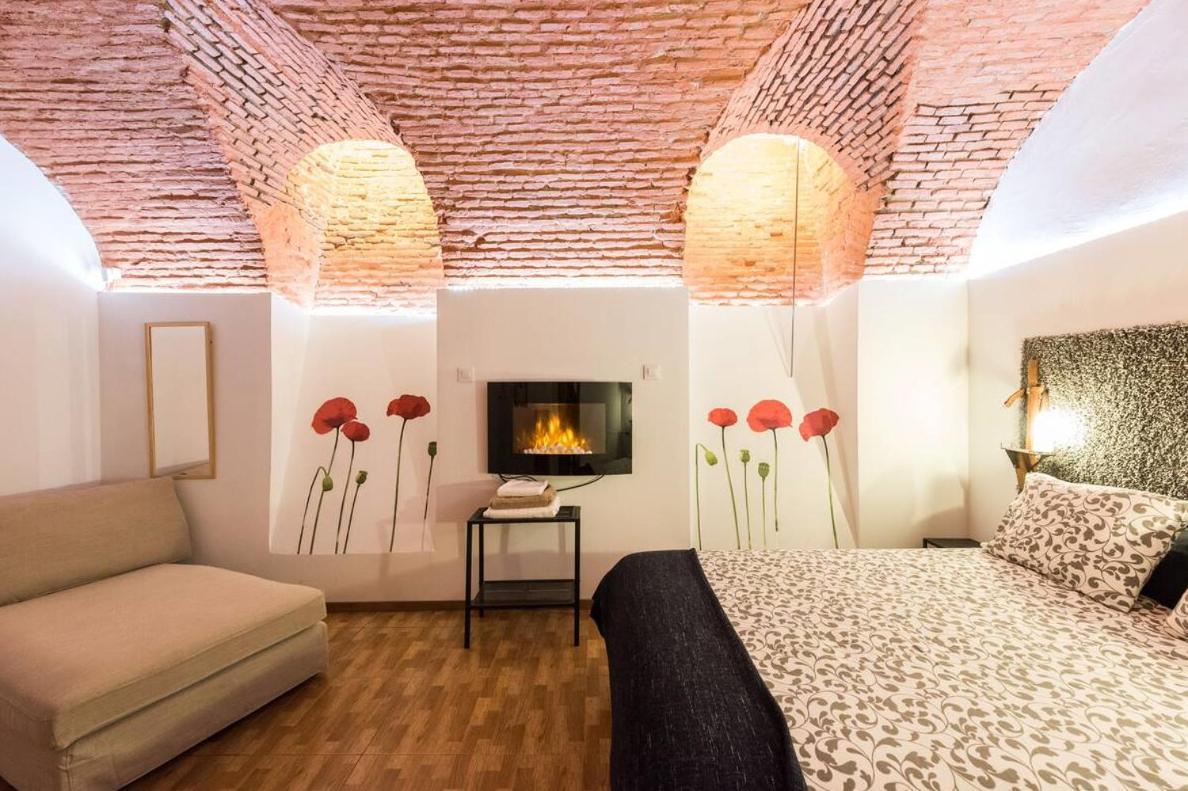 Encomienda Guest House Madrid Exterior photo